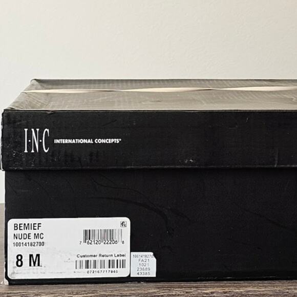 INC International Concepts Women's  Bemie Faux Fur Winter Boots Size 8 NWT - Picture 6 of 6